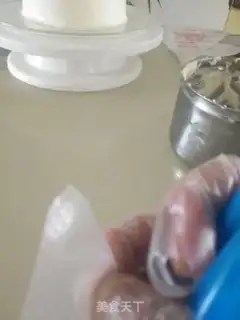 Make Sunflower cream cake step 15