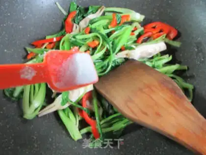 Make ♪ ♪ Scrambled chicken ♪ step 4