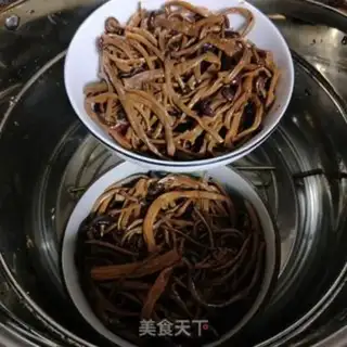 Make Tea mushrooms, red meat step 17