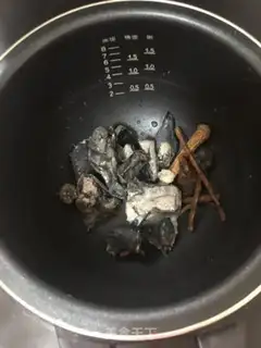 Make Pork soup step 1