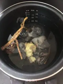 Make Pork soup step 2