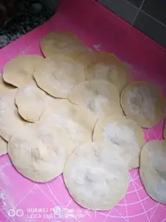 Make All-wheat bean buns step 14