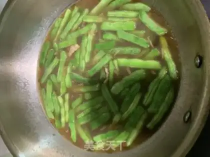 Make Four season bean noodles step 6