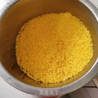 Make Pumpkin porridge step 1