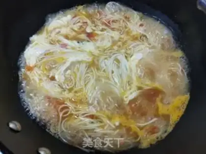 Make Tomato noodle soup step 8