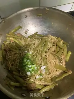 Make Four season bean noodles step 9