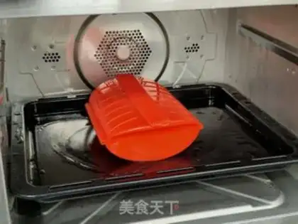 Make American sausage steamed eggs step 4