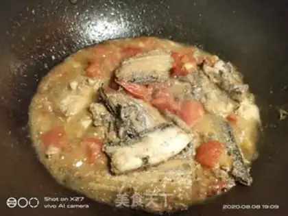 Make Bring fish to cook noodles step 4