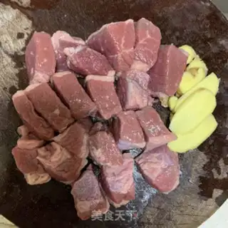 Make Tomato beef step 1