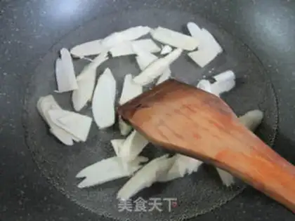 Make The veggie whip soup step 3