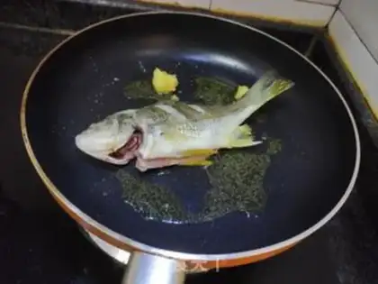 Make Roach clams and fish soup step 4