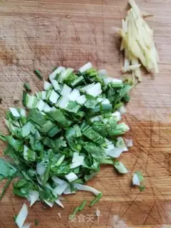 Make Spicy duck blood soup step 1