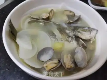 Make Roach clams and fish soup step 9