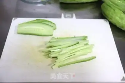 Make Pork cucumber dumpling step 2