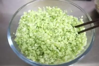 Make Pork cucumber dumpling step 4