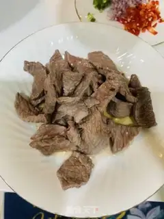 Make Garlic beef step 1