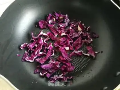 Make ♪ ♪ ♪ ♪ Purple, blue, fried ♪ step 3
