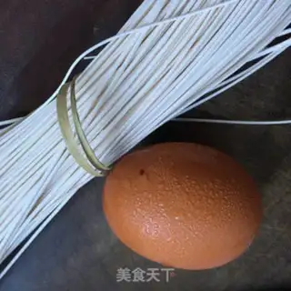 Make Sour spicy eggs step 0