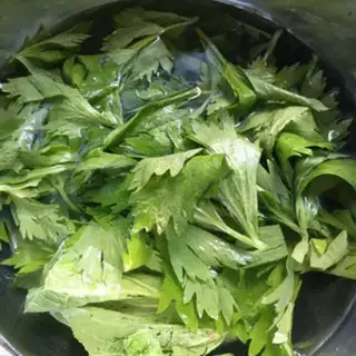 Make Sour spicy eggs step 1
