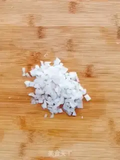 Make Shrimp sauce and rice powder step 1