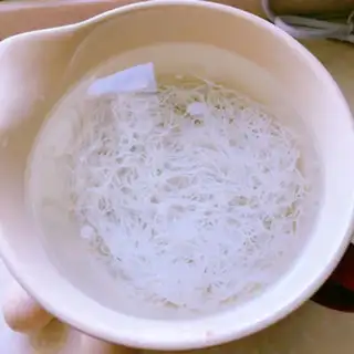 Make Crab rice powder step 1