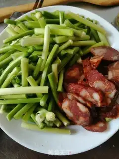 Make Garlic salami step 1