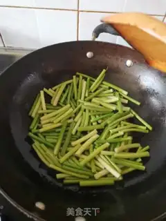 Make Garlic salami step 3