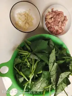 Make Meat loafed with red potatoes step 1