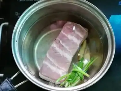 Make Sour sauce step 1