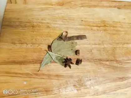 Make Taiwan halogen rice step 2