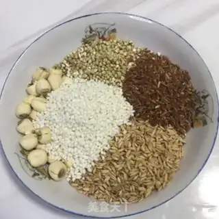 Make Lotus congee step 0