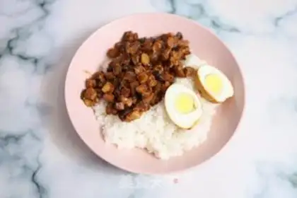 Make Taiwan halogen rice step 16