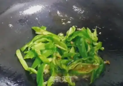 Make Fried minnow step 3
