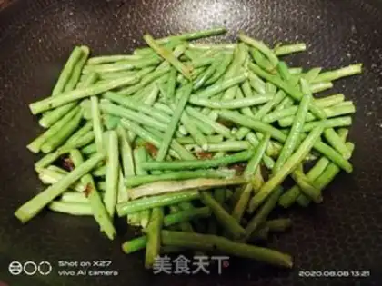 Make Bean-fruit egg noodles step 5