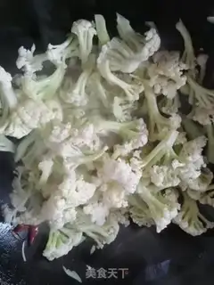 Make Thai chili cuisine step 2
