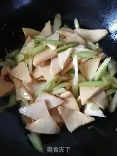 Make 1000 pages of celery step 5