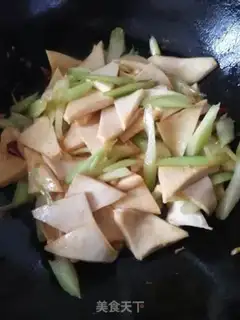 Make 1000 pages of celery step 6