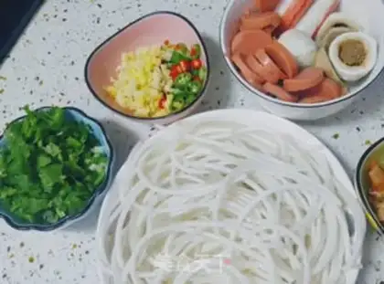Make Chicken pan and powder soup step 0