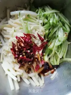 Make Scratch cucumber step 2