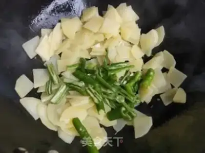 Make Potato shrimp balls step 8