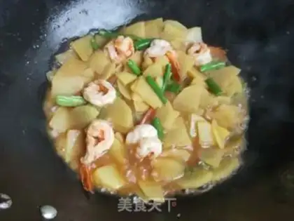 Make Potato shrimp balls step 12