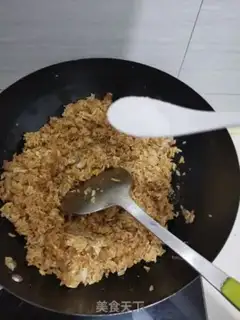 Make Onion egg fried rice step 7