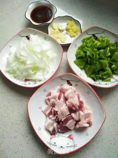 Make A green pepper onion with five flowers step 2
