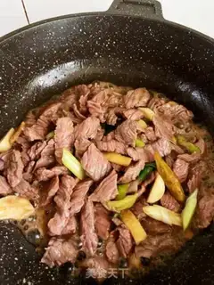 Make cucumber fried ridge step 4