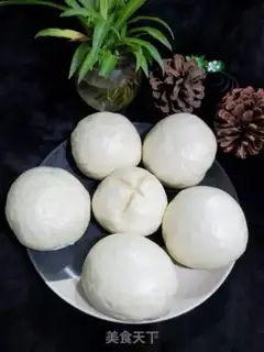 Make White-faced buns step 9