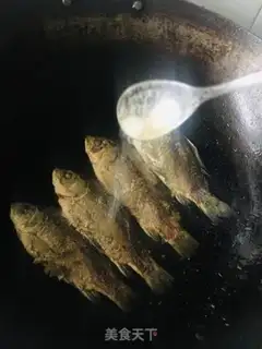 Make Salt fried fish step 4