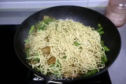 Make Bean bean noodle step 10
