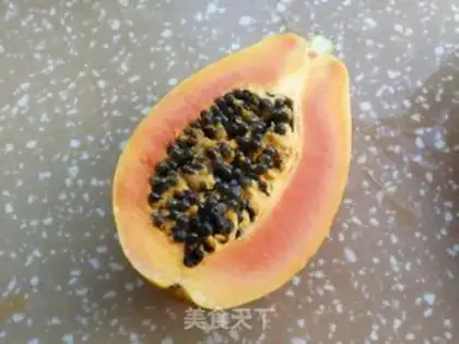Make A papaya banana shake step 1