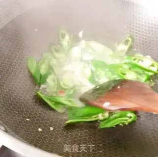 Make Carrot fried eggs step 5