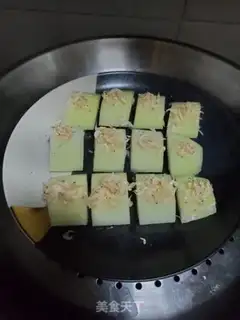 Make Shrimp skin steamed melons step 4
